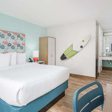 Surf & Sand Hotel Пенсакола-Бич Экстерьер фото